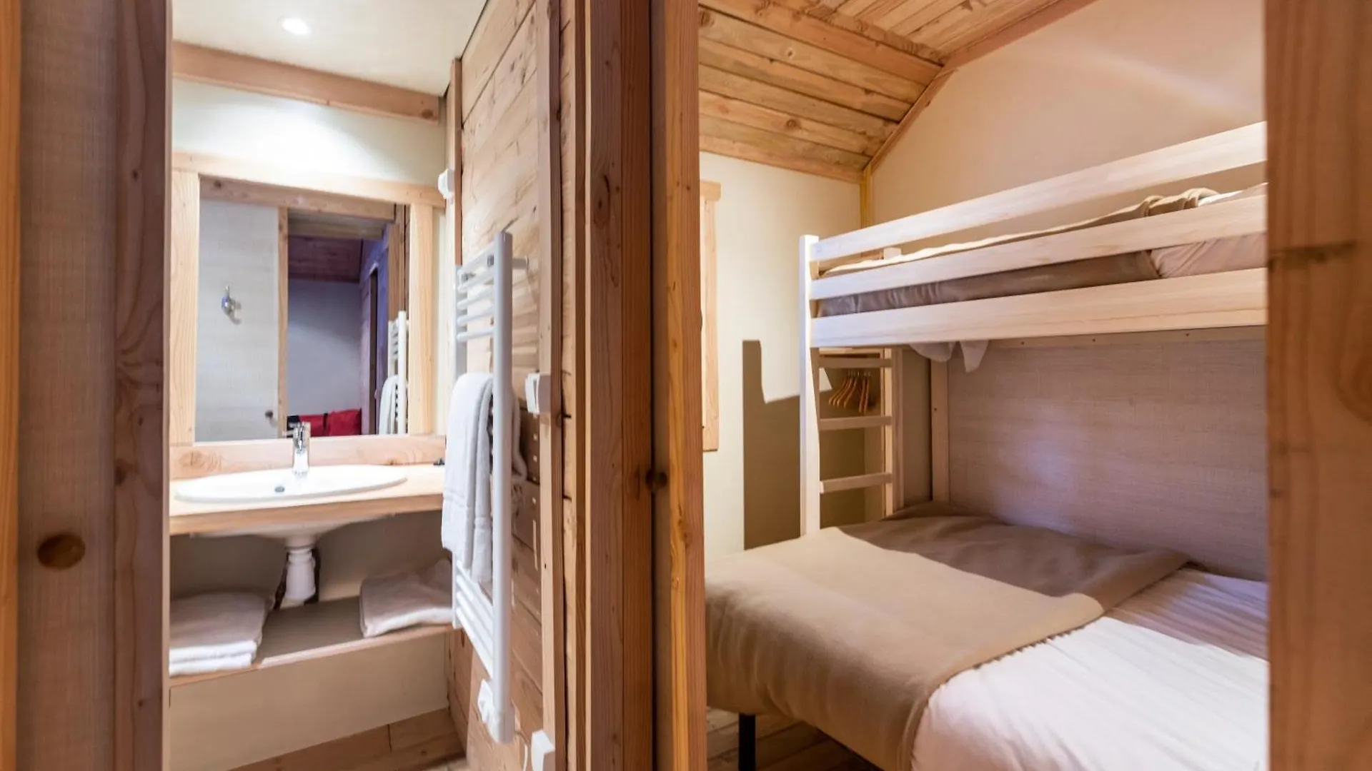 Huttopia Bozel En Vanoise 0*,